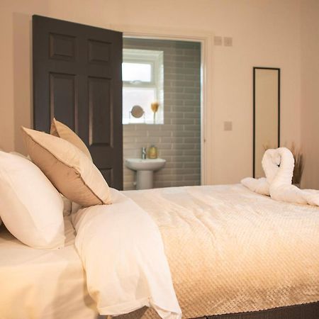 Principality Suites - Two Bed Apartment By Property Promise Κάρντιφ Εξωτερικό φωτογραφία