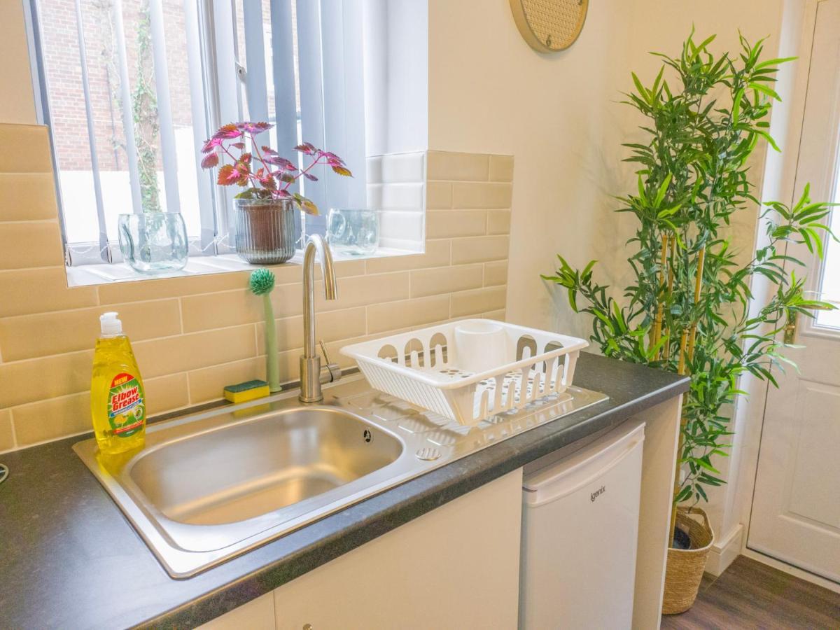 Principality Suites - Two Bed Apartment By Property Promise Κάρντιφ Εξωτερικό φωτογραφία